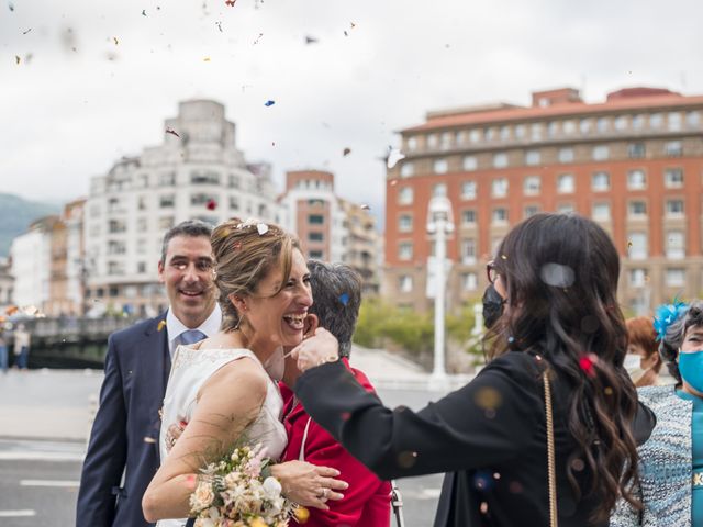 La boda de Zigor y Maribel en Bilbao, Vizcaya 26