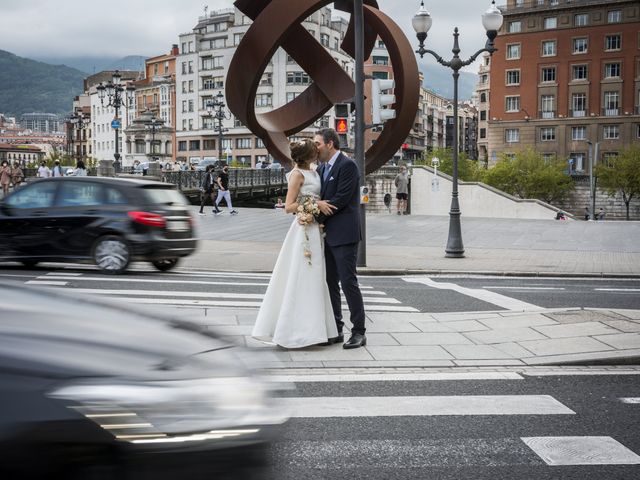 La boda de Zigor y Maribel en Bilbao, Vizcaya 28