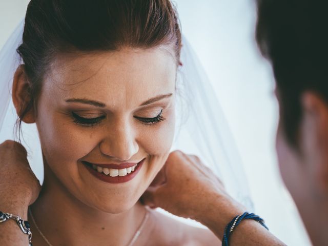 La boda de Víctor y Emese en Alacant/alicante, Alicante 9