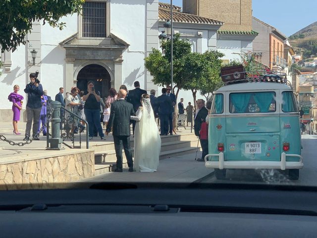 La boda de Manuel y Andrea en Pinos Puente, Granada 3