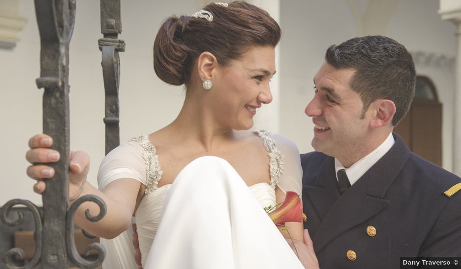La boda de Luis Miguel y Tatiana en Chiclana De La Frontera, Cádiz