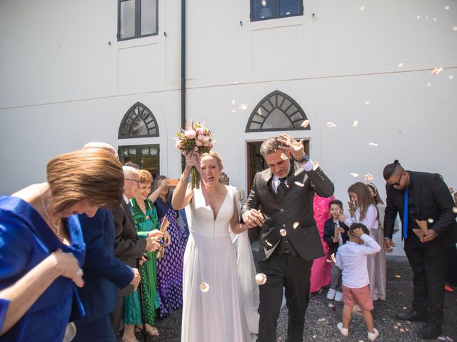 La boda de Elena y Enzo en Cambre, A Coruña 23