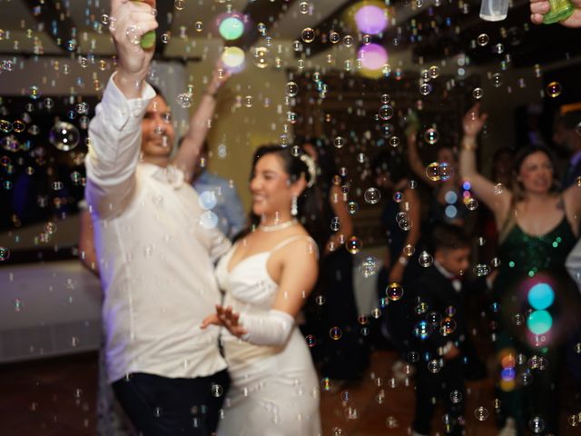 La boda de Manuel y Anny en Castelldefels, Barcelona 86
