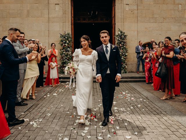 La boda de Mario y Mireia en Pola De Siero, Asturias 31
