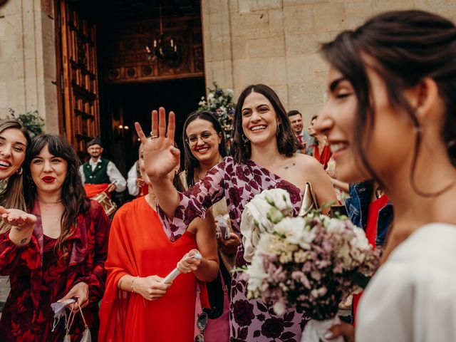 La boda de Mario y Mireia en Pola De Siero, Asturias 34