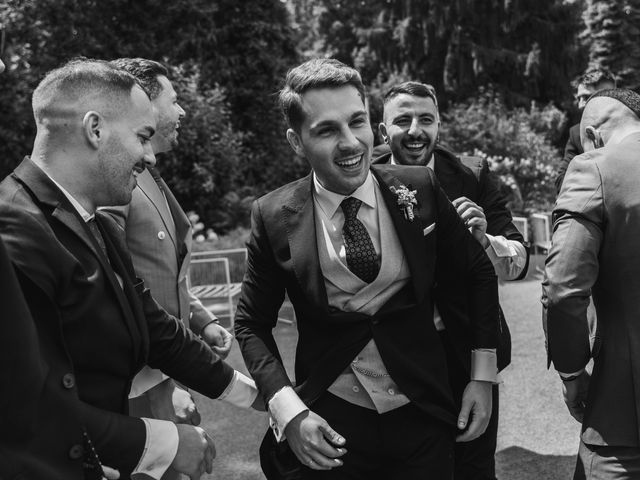 La boda de Mario y Mireia en Pola De Siero, Asturias 59