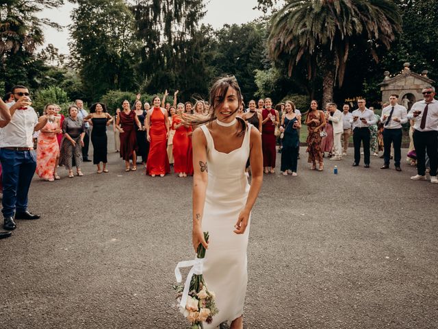 La boda de Mario y Mireia en Pola De Siero, Asturias 84