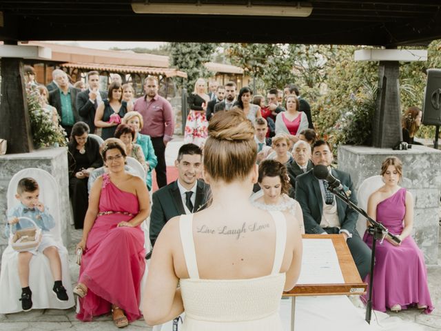 La boda de David y Noe en Naveces, Asturias 25