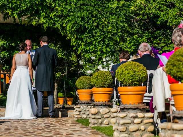 La boda de Edward y Nuria en Torremocha Del Jarama, Madrid 34