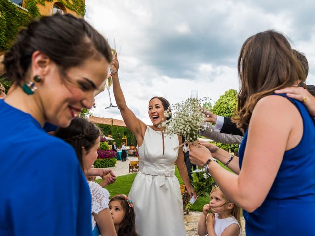 La boda de Edward y Nuria en Torremocha Del Jarama, Madrid 57