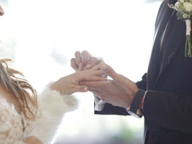 La boda de Jorge y Vanesa en Sant Vicenç De Montalt, Barcelona 11
