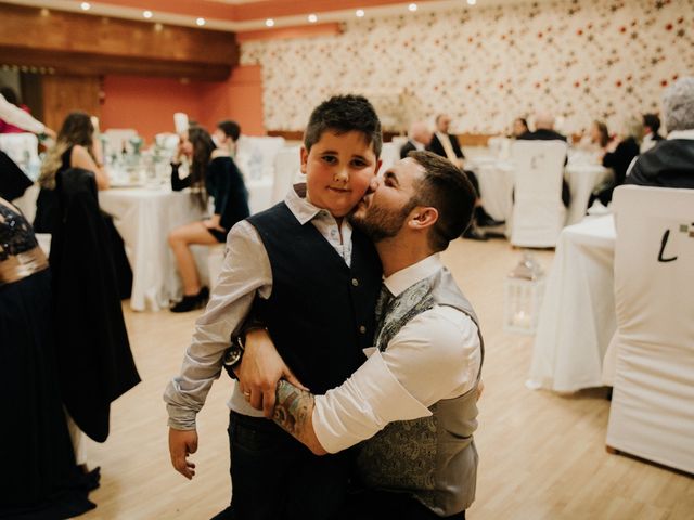 La boda de Rafa y Bego en Oviedo, Asturias 95