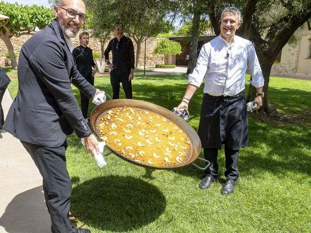 La boda de Enrique y Noelia en Castelló/castellón De La Plana, Castellón 42