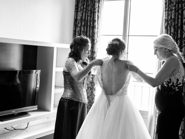 La boda de Emilio y Lorena en Mucientes, Valladolid 19