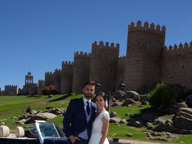 La boda de Laura y Rafa en Villatoro, Ávila 34