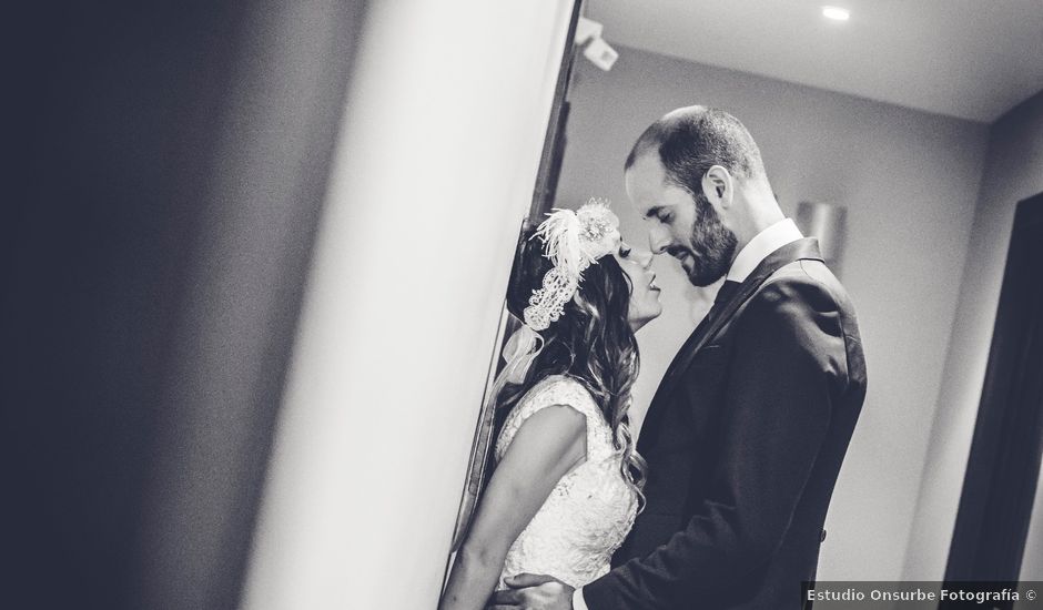 La boda de Adrián y Lucía en Arenas De San Pedro, Ávila