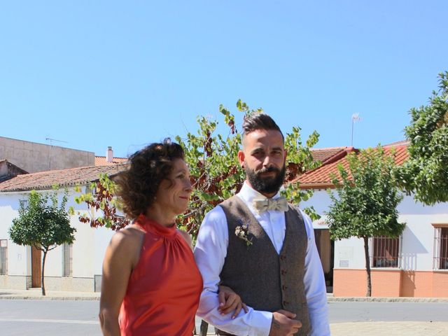 La boda de David y Gadea en Valverde Del Camino, Huelva 10