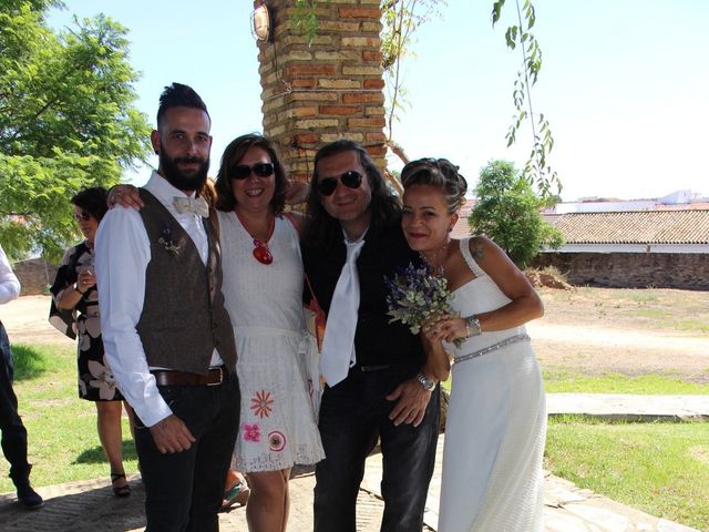 La boda de David y Gadea en Valverde Del Camino, Huelva 45