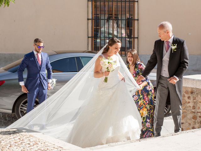 La boda de Javier y Ines en Alalpardo, Madrid 24