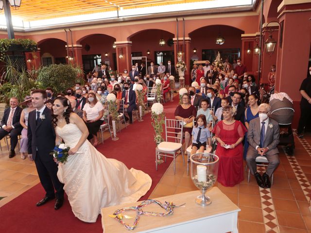 La boda de Jennifer y Javier en Sevilla, Sevilla 17