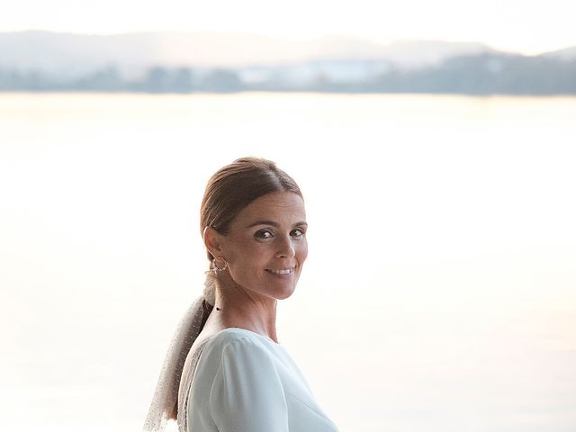 La boda de Fernando y Rebeca en Ferrol, A Coruña 33