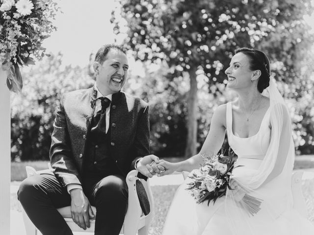 La boda de Vicente y Patricia en Casas De Los Pinos, Cuenca 31