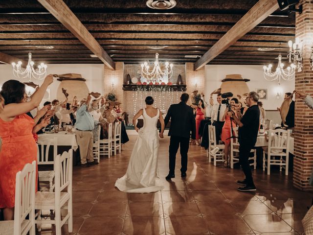 La boda de Vicente y Patricia en Casas De Los Pinos, Cuenca 55