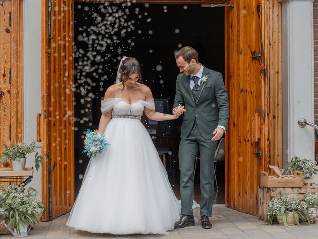 La boda de Laura y Santiago en Valencia, Valencia 56