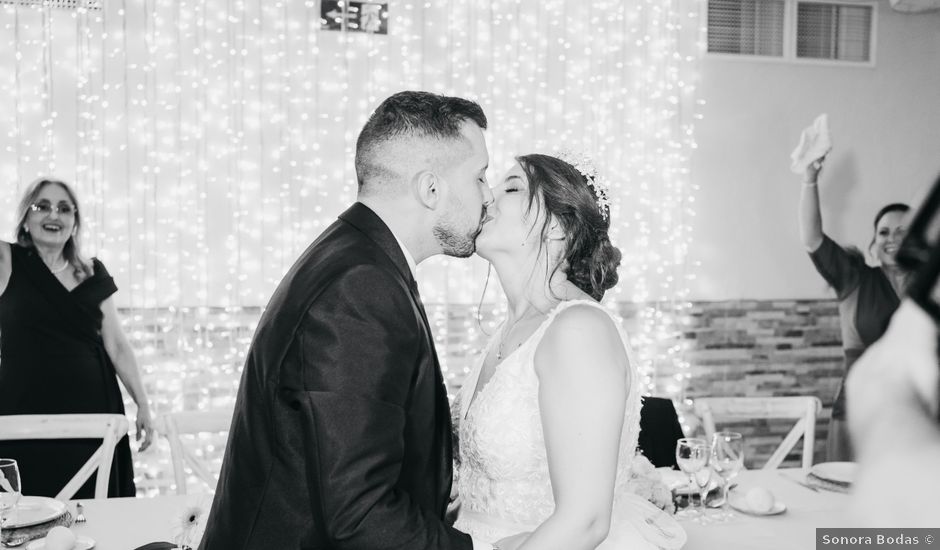 La boda de Alfonso y Alicia en Los Barrios, Cádiz