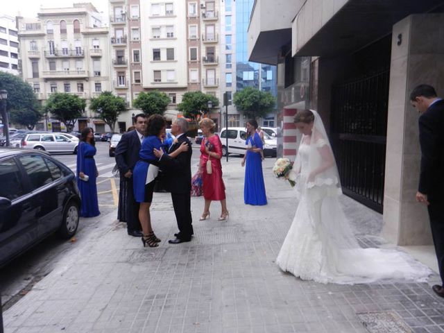 La boda de Mavi y Emanuele en Valencia, Valencia 3