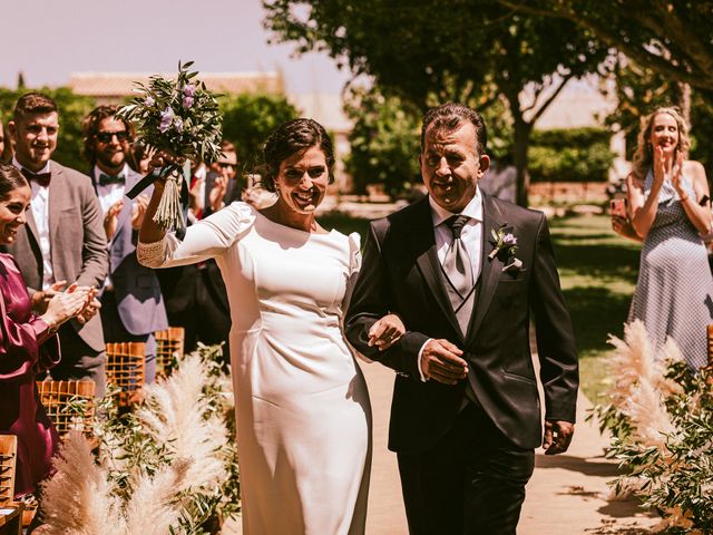 La boda de Toni y Lidia en Santa Eularia Des Riu, Islas Baleares 24