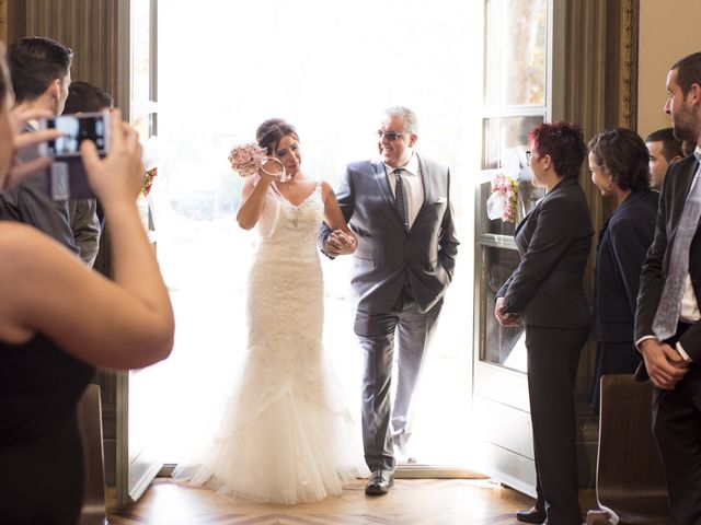 La boda de Tania y Yassin en Sant Feliu De Llobregat, Barcelona 19