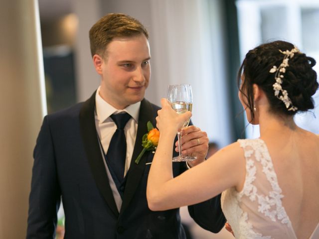 La boda de Daniel y Laura  en Monistrol De Montserrat, Barcelona 36