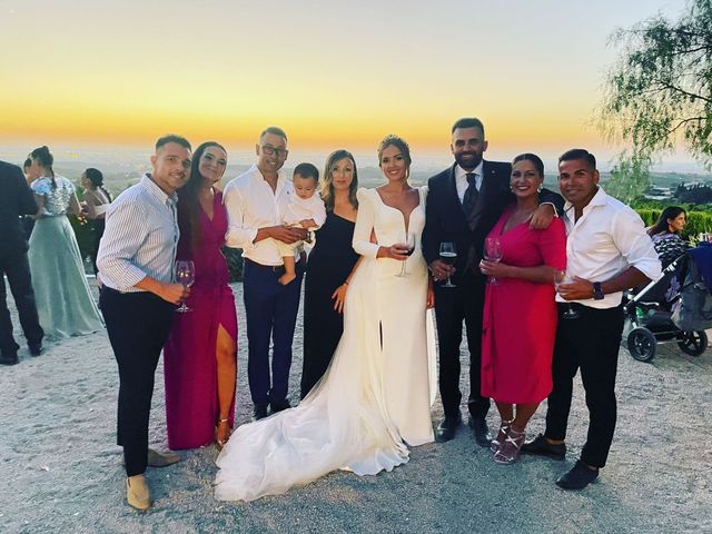 La boda de Victor y Estefanía  en Jerez De La Frontera, Cádiz 3