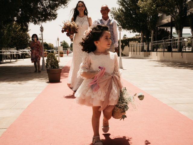La boda de Andrés y Estefanía en Almansa, Albacete 18