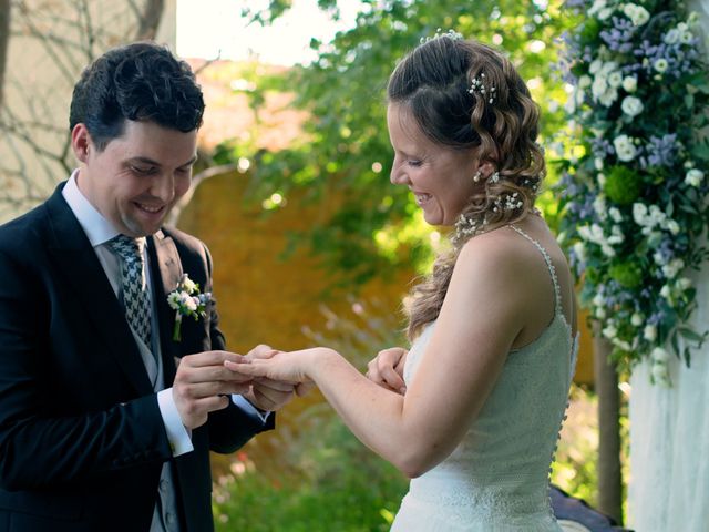 La boda de Víctor y Laura en Torrelameu, Lleida 30