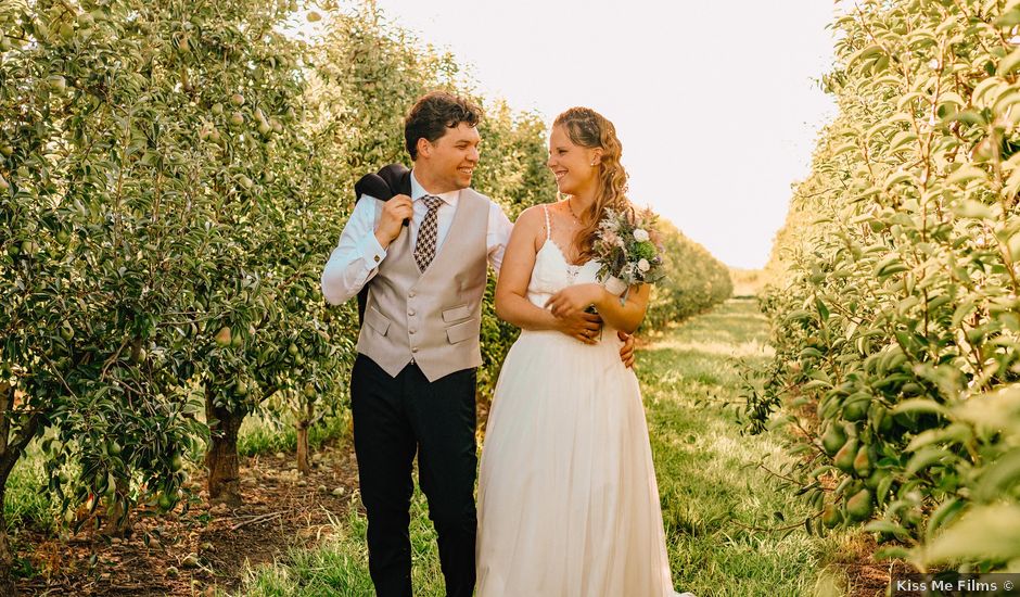 La boda de Víctor y Laura en Torrelameu, Lleida