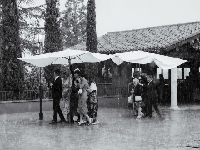 La boda de Héctor y Raquel en San Agustin De Guadalix, Madrid 19