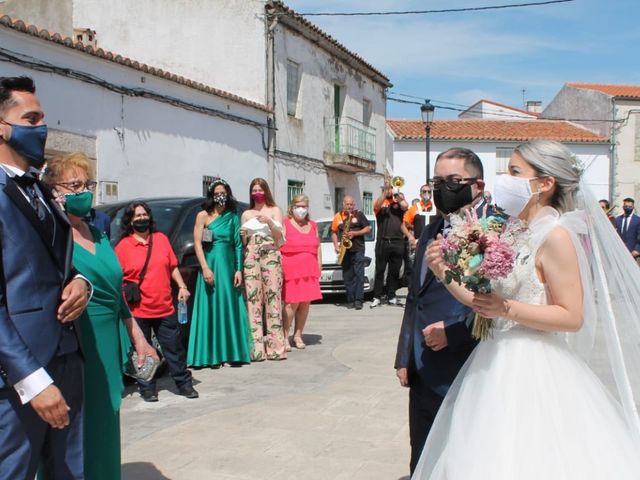 La boda de Cristo y Raquel en Cáceres, Cáceres 3