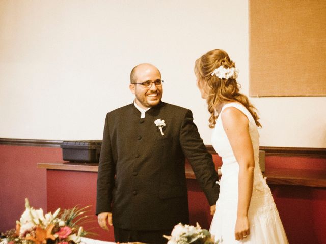 La boda de Víc y Cel en San Juan Mozarrifar, Zaragoza 38