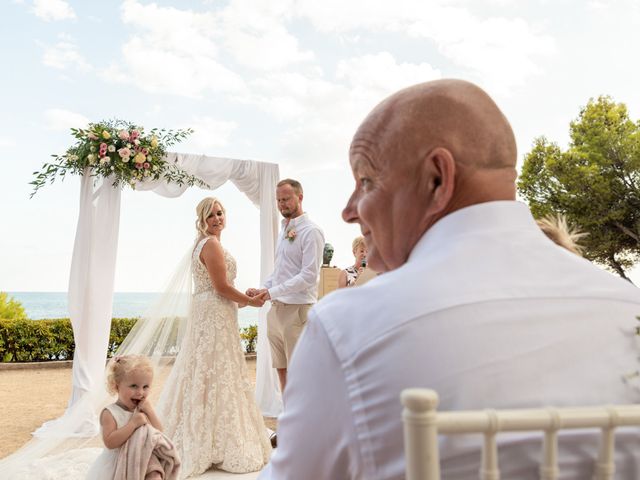 La boda de Alfie y Katie en Altea, Alicante 26