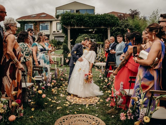 La boda de Jesús  y Myriam en Oviedo, Asturias 1