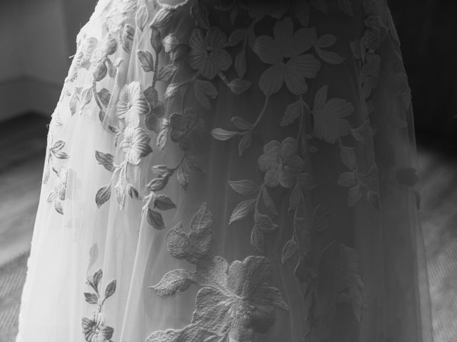 La boda de Jesús  y Myriam en Oviedo, Asturias 36