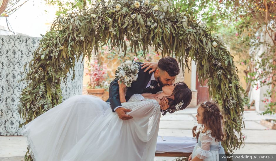 La boda de Dayana y Ramon en Alacant/alicante, Alicante