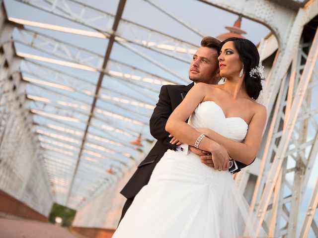 La boda de Manolin y Maria en Lora Del Rio, Sevilla 15