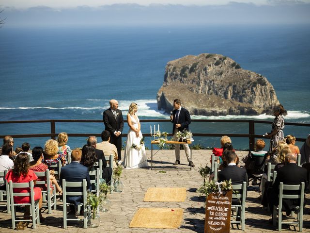 La boda de Ander y Ahini en Bermeo, Vizcaya 1