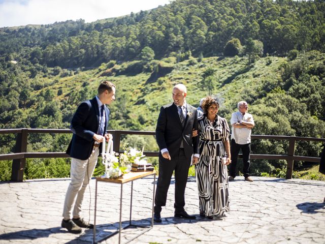 La boda de Ander y Ahini en Bermeo, Vizcaya 4