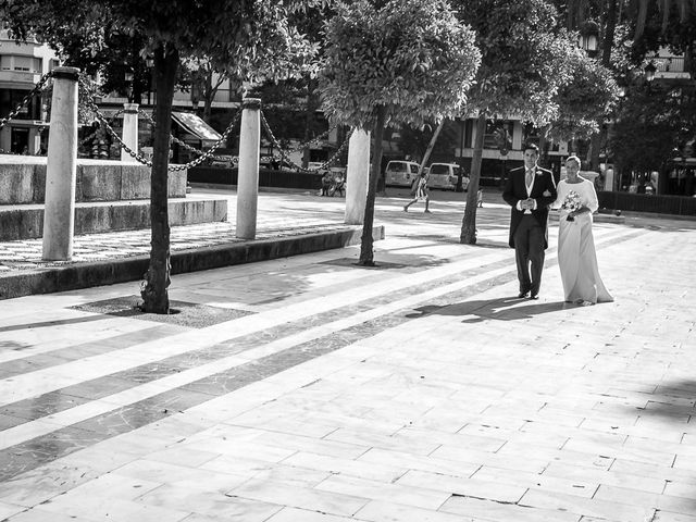 La boda de Antonio y Nani en La Rinconada, Sevilla 18