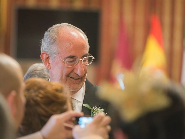 La boda de Antonio y Nani en La Rinconada, Sevilla 30