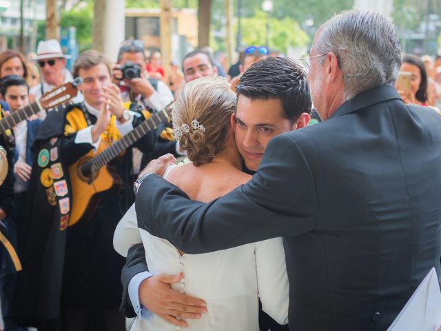 La boda de Antonio y Nani en La Rinconada, Sevilla 36